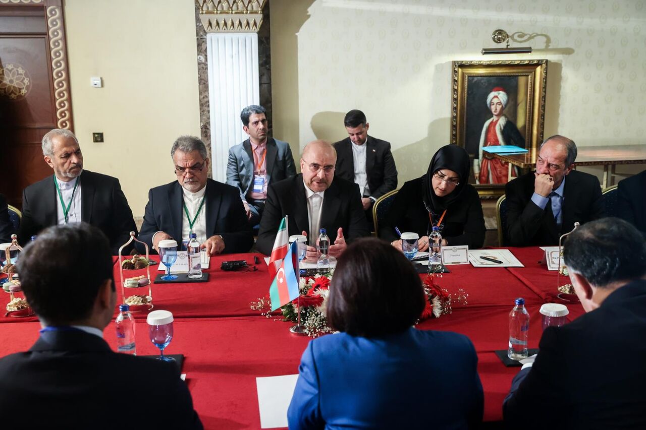 Тегеран не примет никаких изменений геополитических границ в Кавказском регионе - Галибаф 