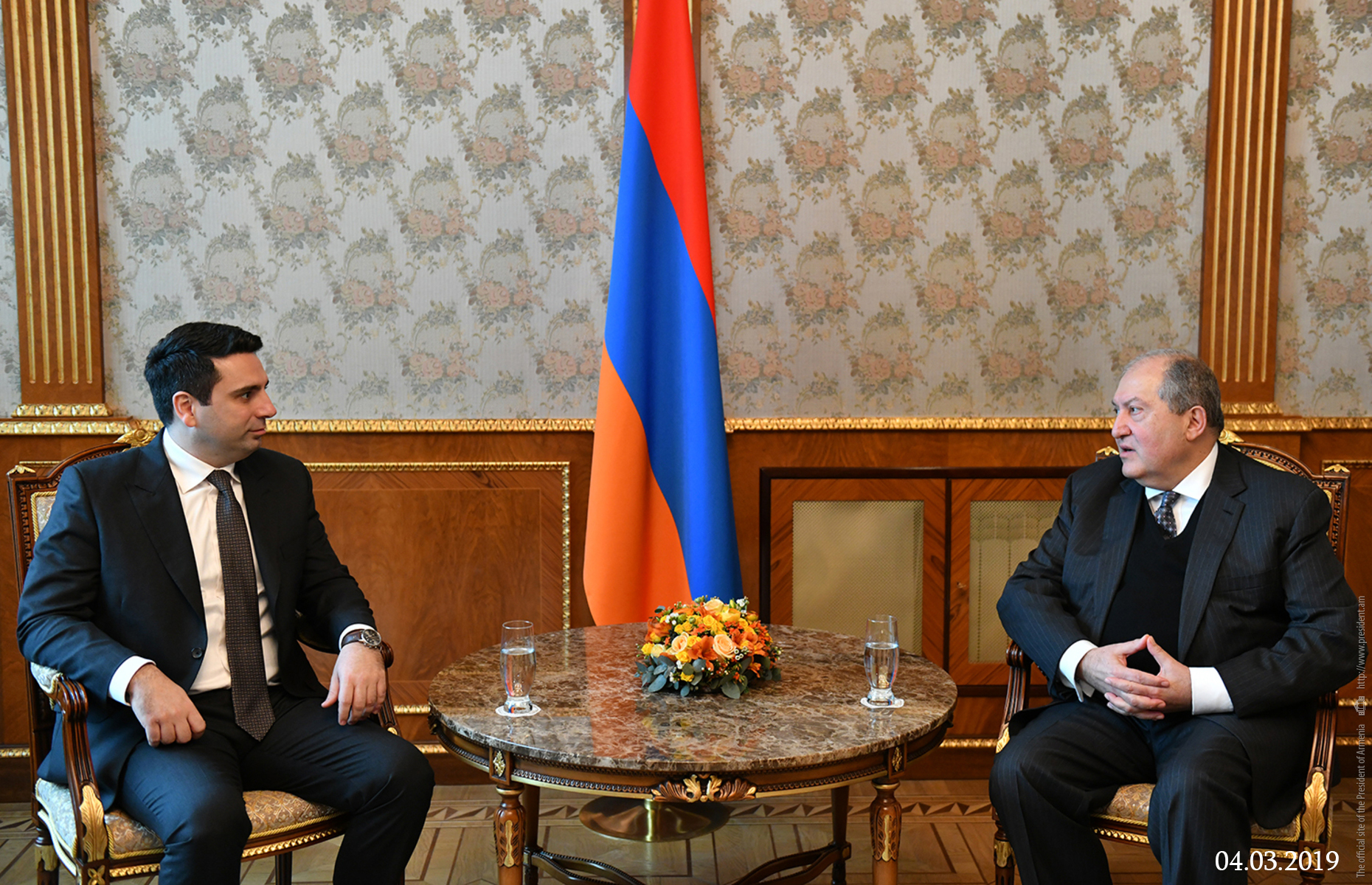 Президент Армении поздравил Алена Симоняна