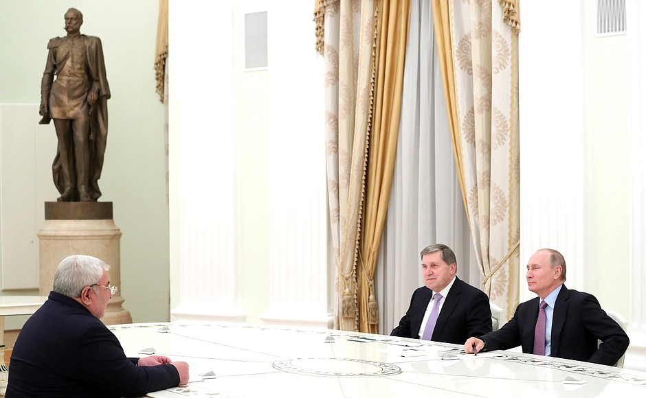 Владимир Путин принял Юрия Хачатурова: главы государств ОДКБ едут в Минск