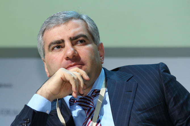 Президент группы компаний «Ташир» Самвел Карапетян отказался явиться в СК Армении