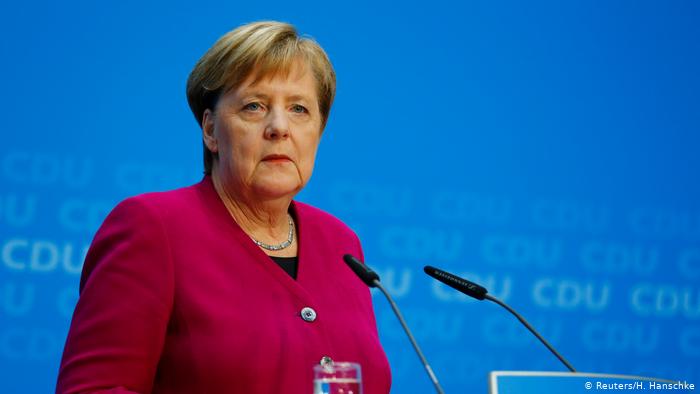 Меркель: Карабахский конфликт можно решить только мирным путем