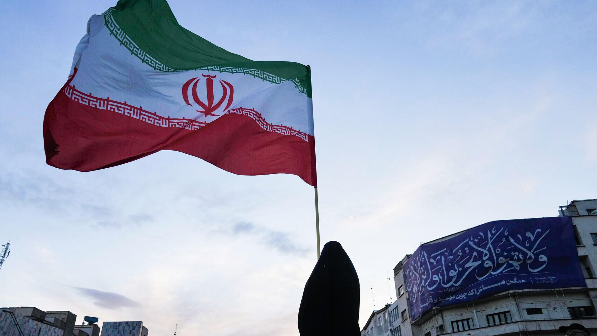 Иран потребовал компенсацию от пяти стран