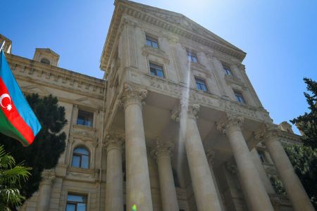 МИД Азербайджана объявил двоих сотрудников посольства Франции персонами нон грата