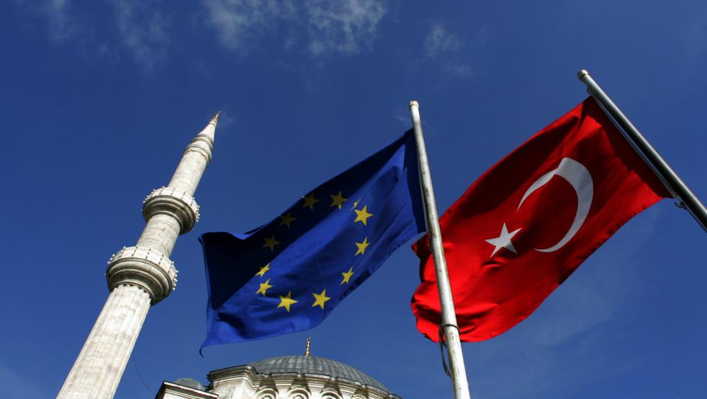 Эксперт: Турция и Россия нашли общего врага — Запад