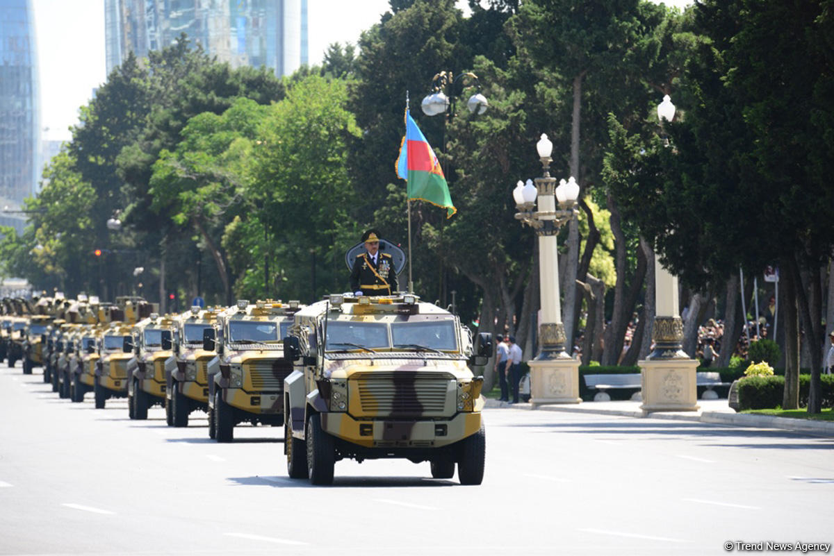 Взгляд из Баку: Парад показал высокую вероятность войны в Карабахе