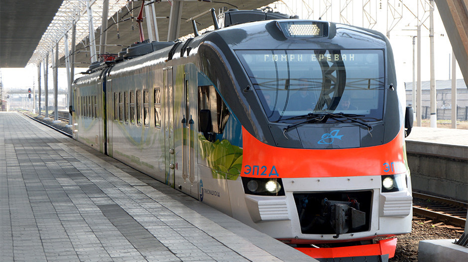 ЮКЖД перевезла в 2025 г. свыше 500 тыс. пассажиров