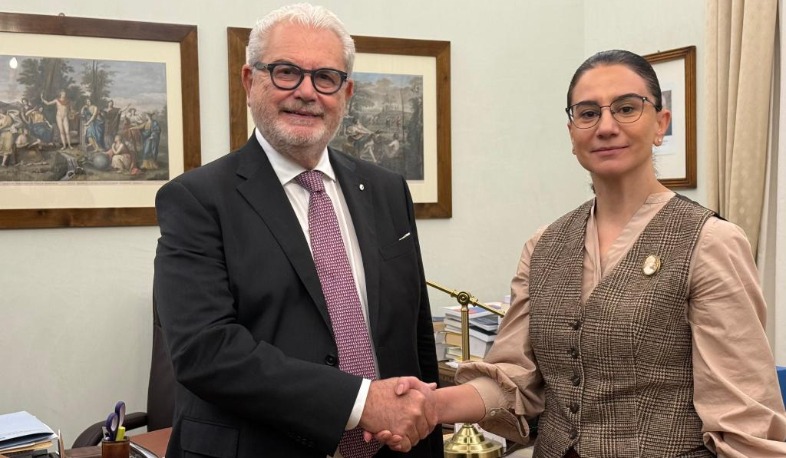 Աննա Վարդապետյանը հանդիպել է Իտալիայի զինվորական դատախազի հետ