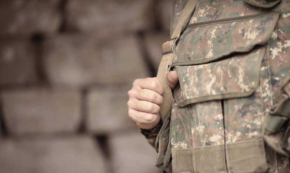 Ադրբեջանում երկու զինծառայող մնացել է ձնահյուսի տակ