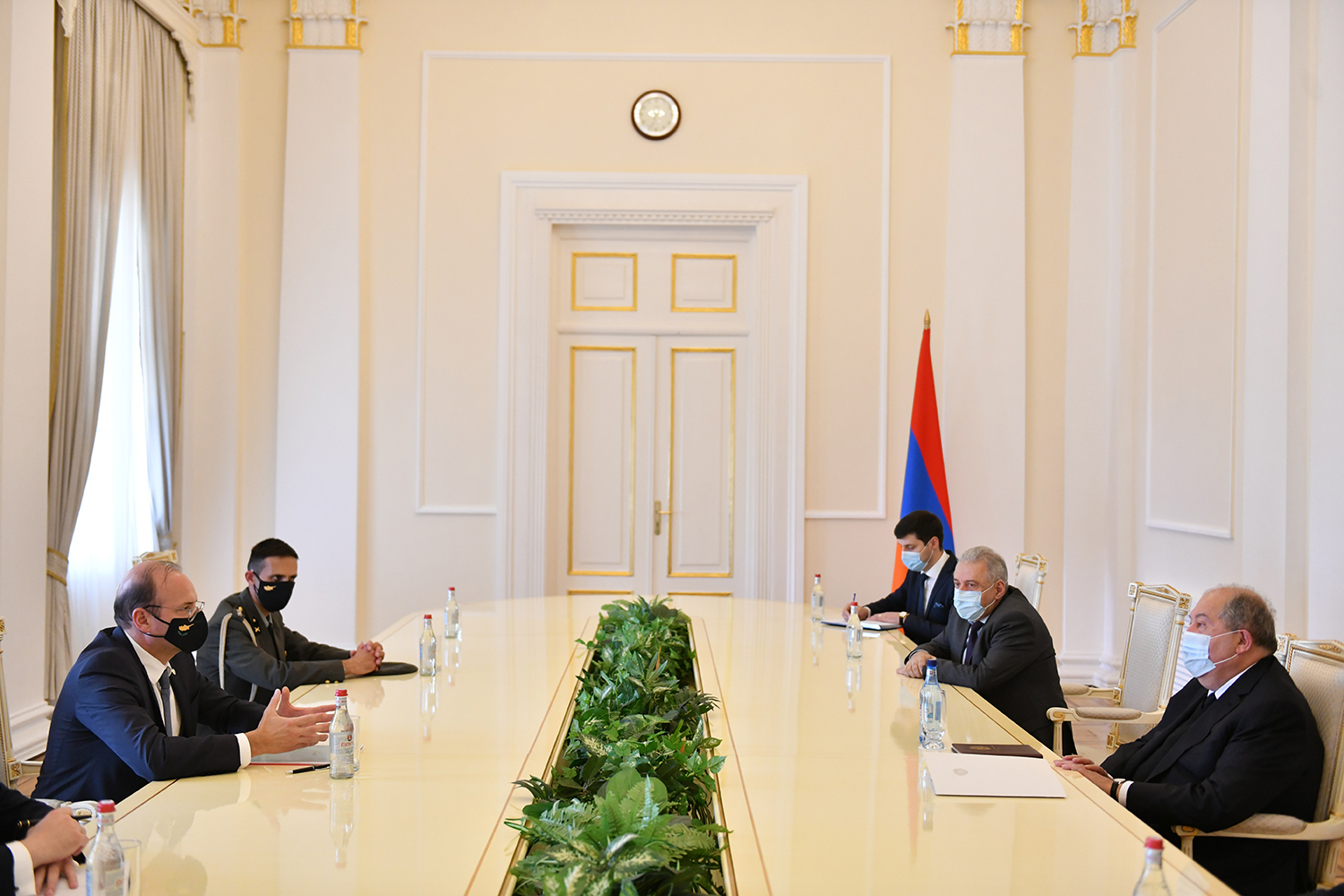 Президент Армении обсудил ситуацию в регионе с министром обороны Кипра 