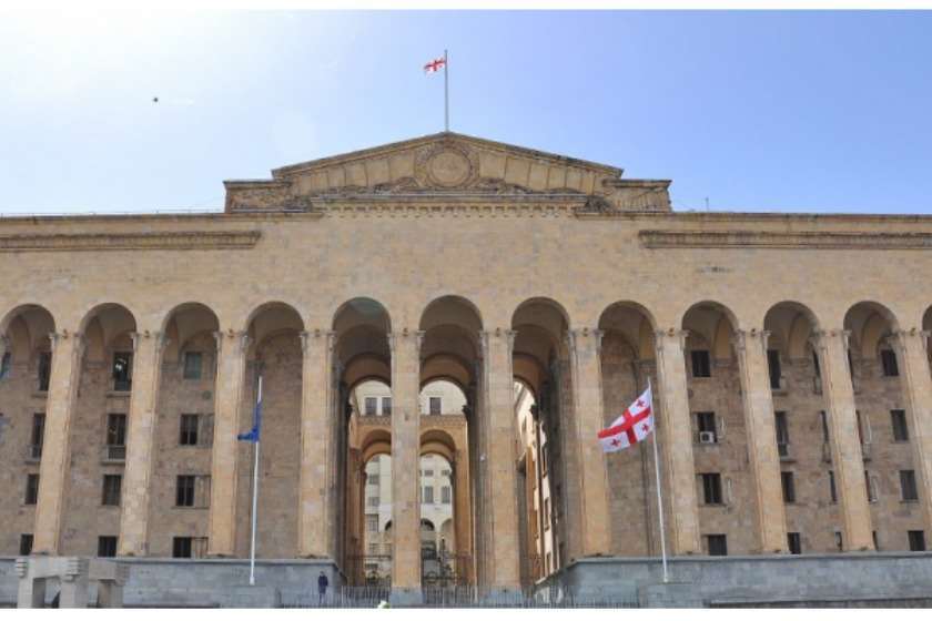  Парламент Грузии преодолел вето президента Саломе Зурабишвили на закон об иноагентах 