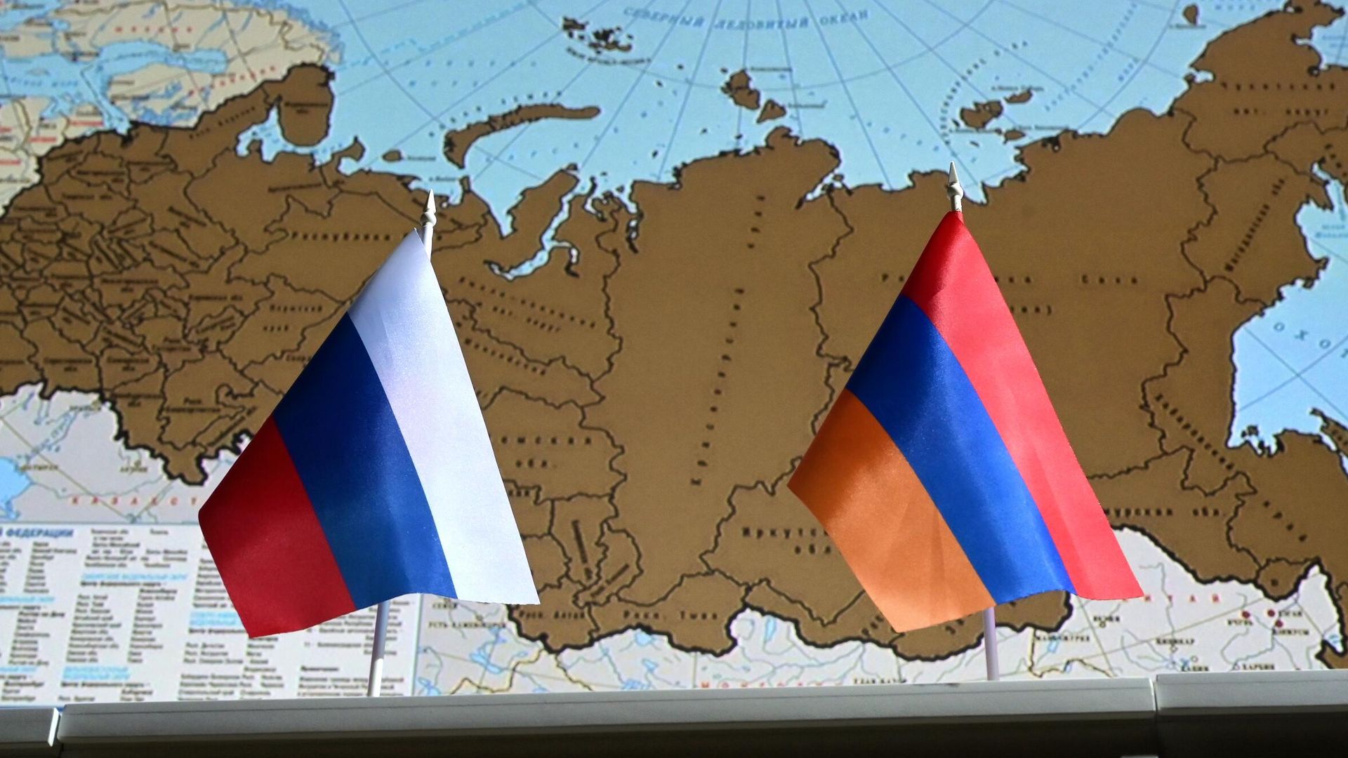 Посольская пересменка: что ждет послов в России и Армении