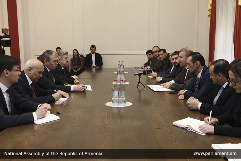 Вопрос об альтернативе Верхнему Ларсу обсудили армянские и российские депутаты