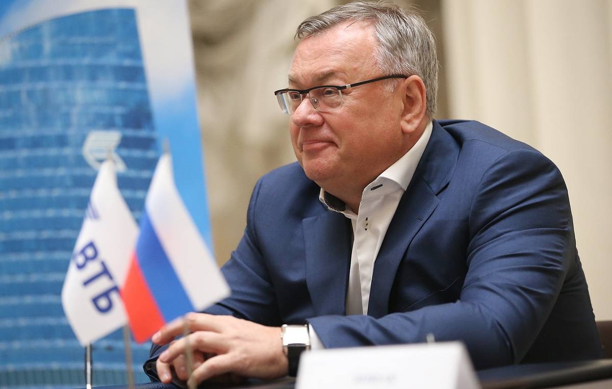 Глава ВТБ оценил потери банков РФ от коронавируса в сумму до 2,5 трлн рублей