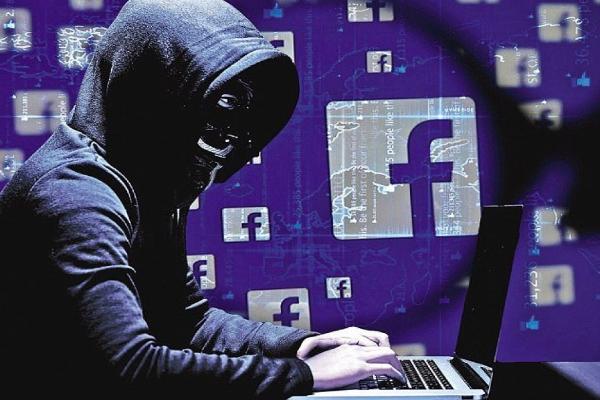 Взлом страниц Facebook и распространение ложной информации: Полиция предупреждает 