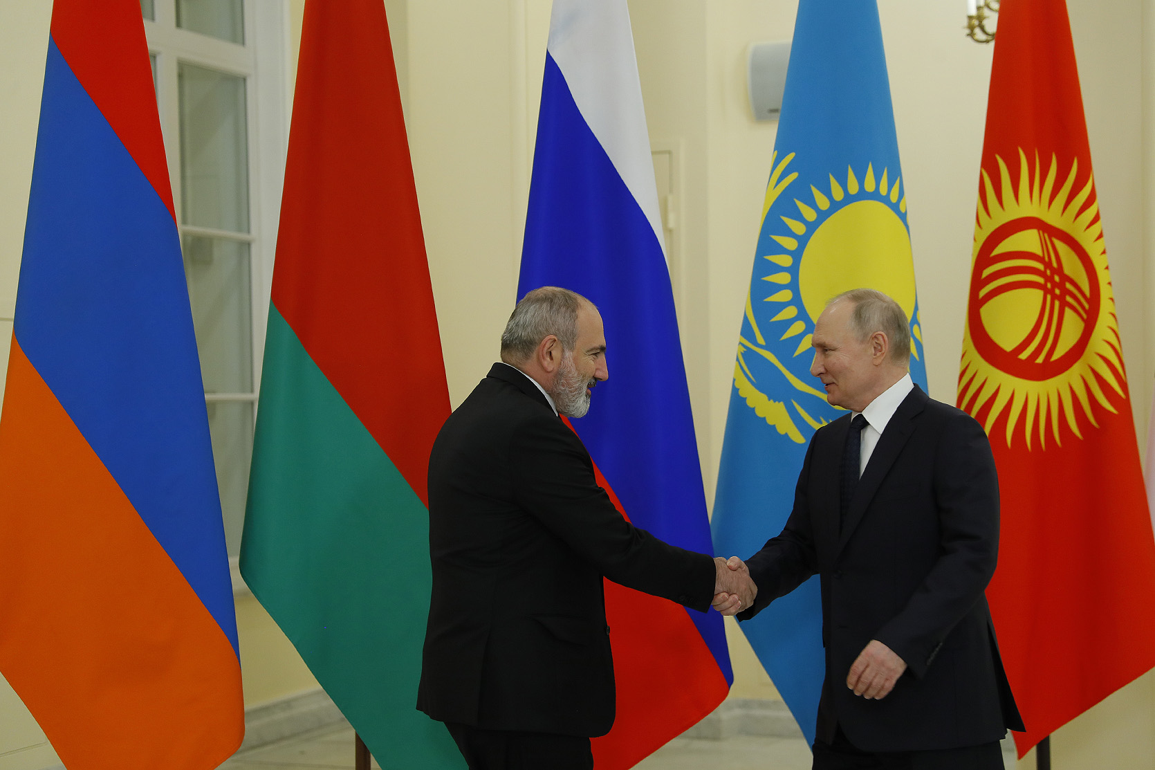 Маркедонов: РФ и Армения не хотят углублять разрыв и ставить точку в отношениях