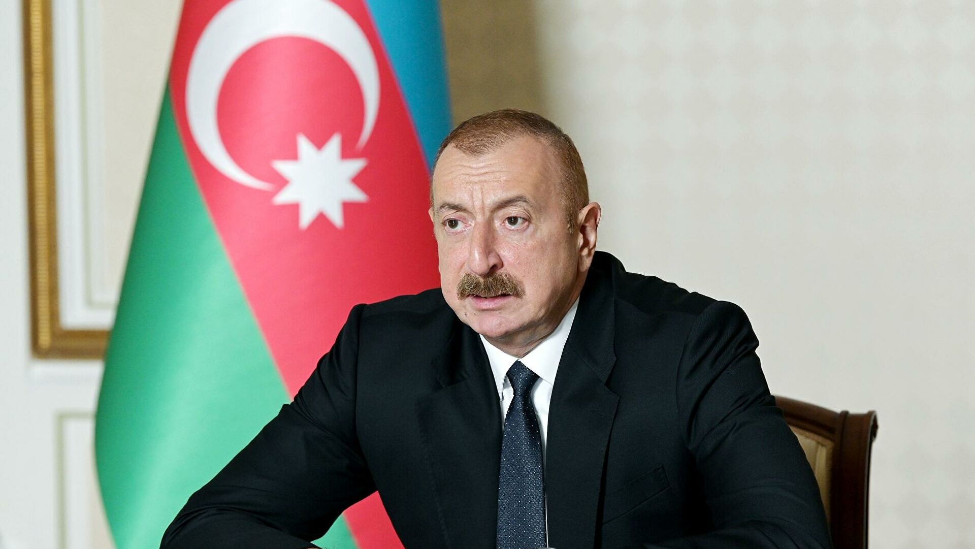 Алиев заявил о попытках сорвать перемирие в Карабахе