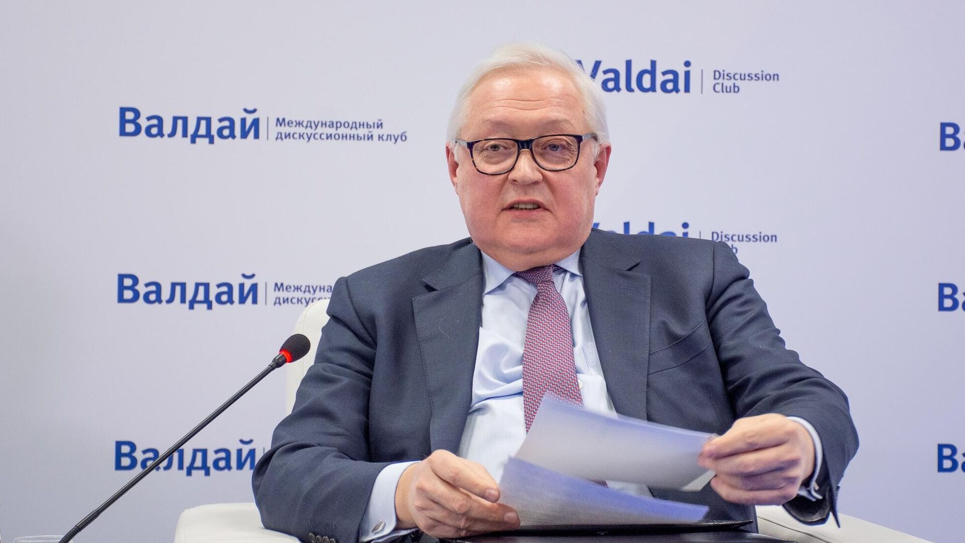 МИД РФ: Москва готова юридически гарантировать ненападение на НАТО и ЕС