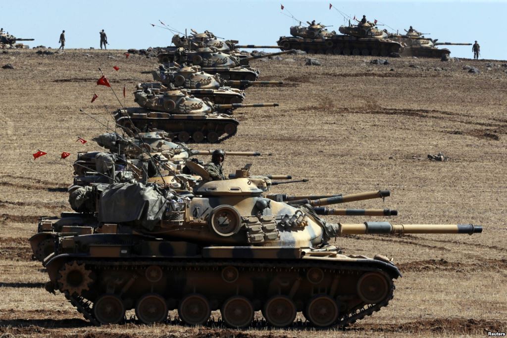 Турция перебрасывает танки на границу с Ираком
