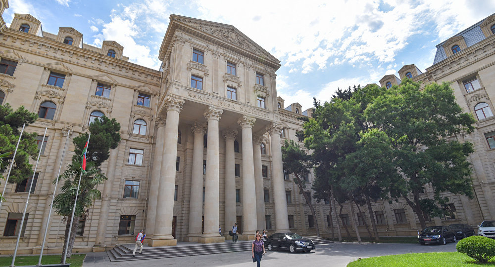 Баку «обиделся» на заявление МИД Франции