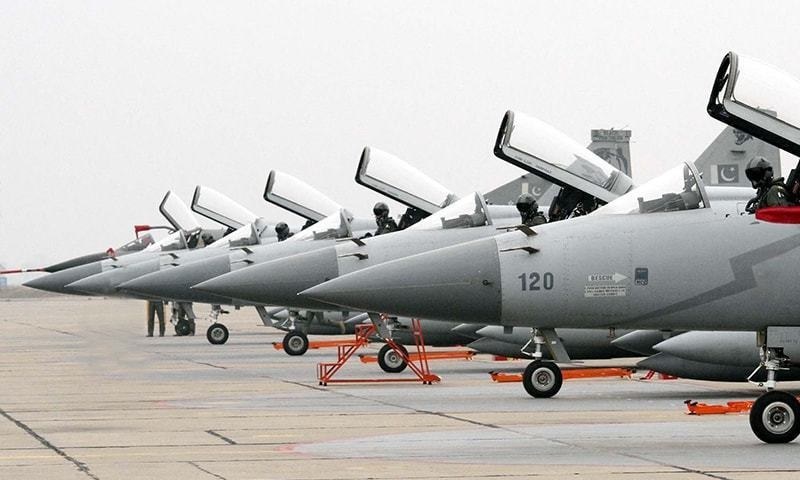 Командующий ВВС Пакистана едет в Баку