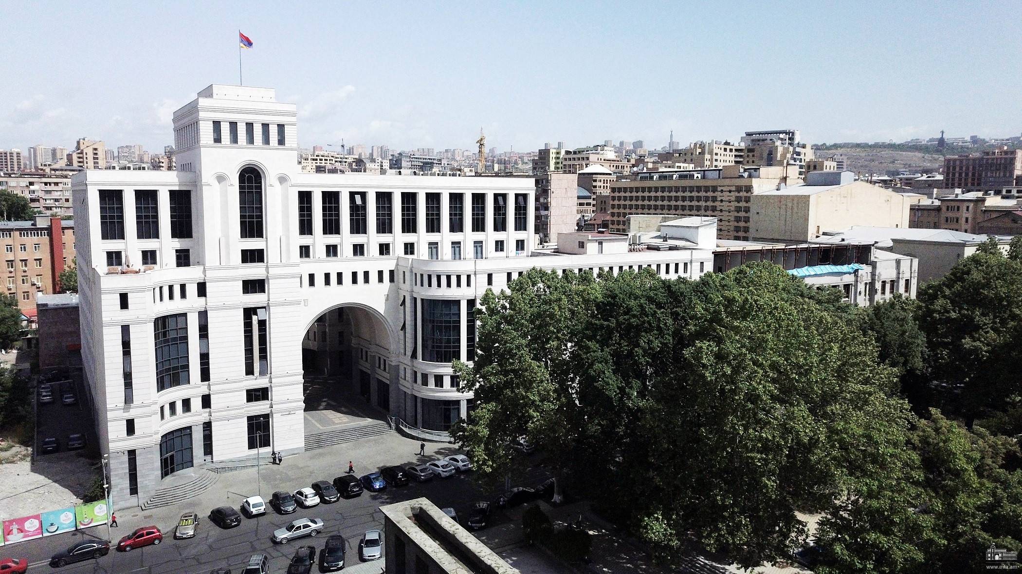 МИД Армении призвал Азербайджан и Турцию отказаться от политики саботажа