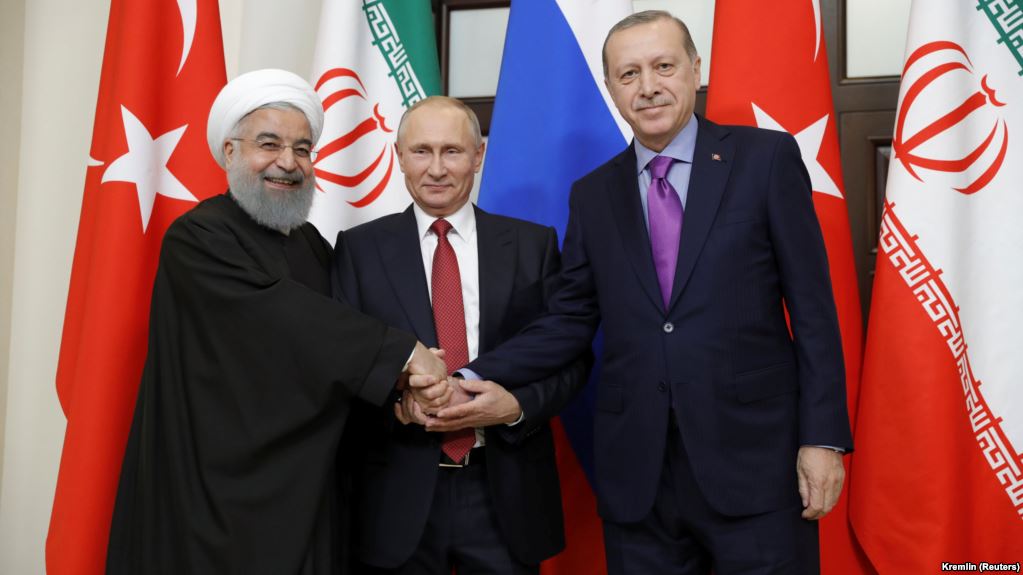 Իրանը, Թուրքիան եւ Ռուսաստանը քննարկել են առանց դոլարի առեւտրին անցնելու միջոցները