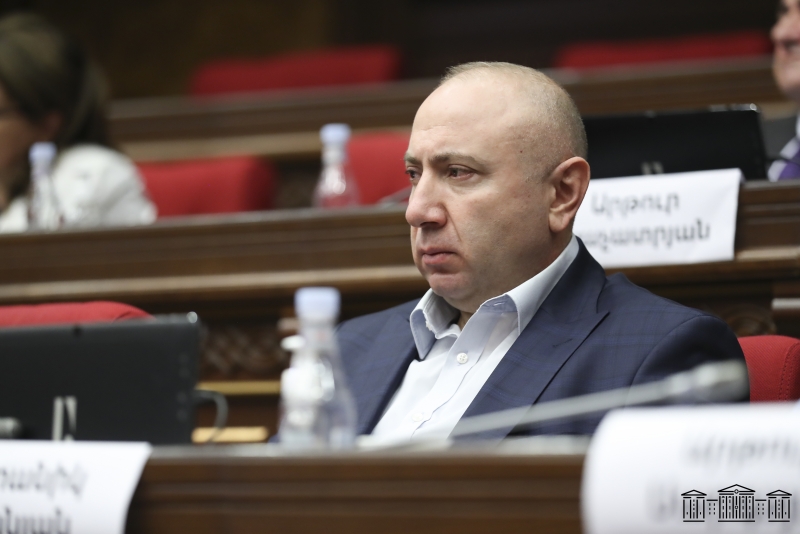 Теванян: Пашинян стал свидетелем Гитлера