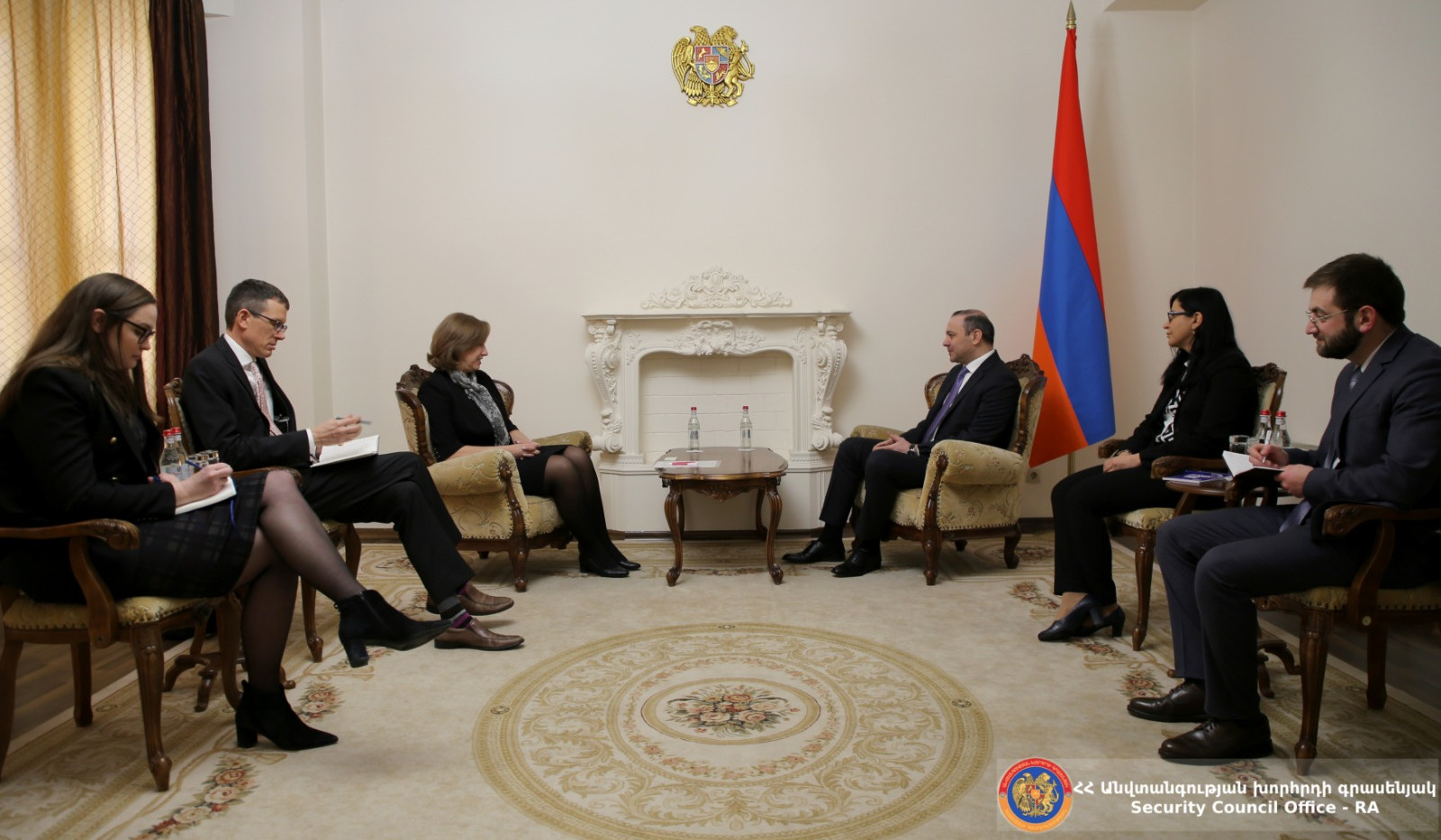 Подробности встречи главы Совбеза Армении и посла США