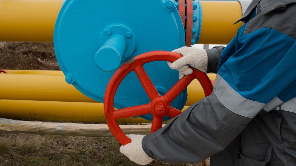 Спотовая цена на газ в Европе впервые с марта превысила $1500 за тысячу кубометров