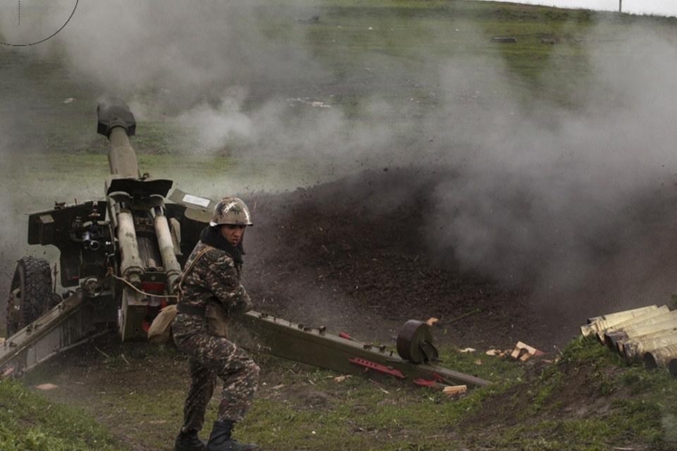 Конфликт в Карабахе резко обострился: у азербайджанской стороны есть потери (видео)