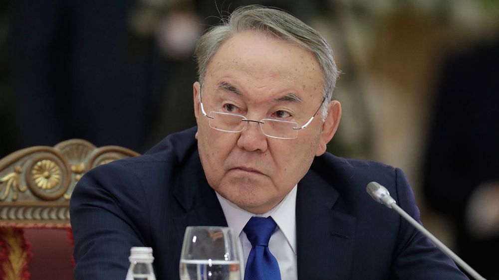 Назарбаеву все сложнее вести политику многовекторности