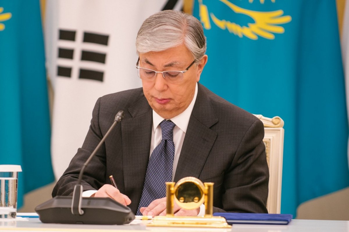 В Казахстане новый закон о выборах: увеличены партийные квоты для женщин и для молодежи