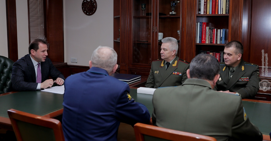 Давид Тоноян принял делегацию участников встреч и сборов ПВО СНГ