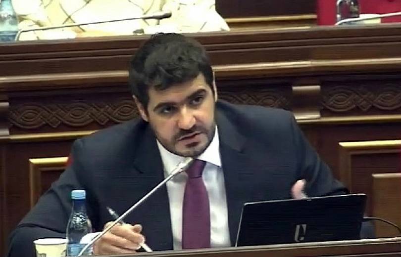 Арман Егоян: Никол Пашинян не нарушил закон, став и.о. премьер-министра