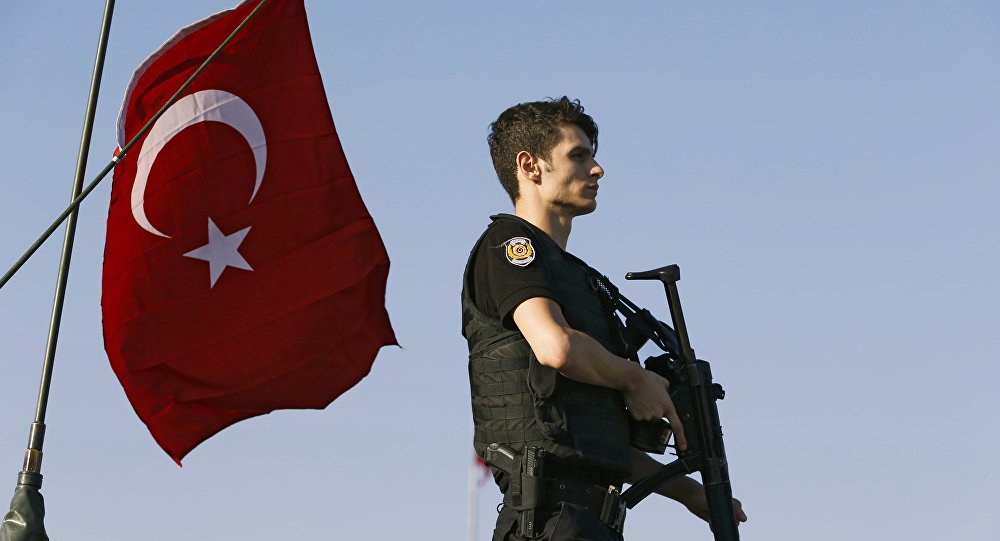 Թուրքիայում մեկ գիշերվա ընթացքում 800 գյուլենականներ են ձերբակալվել