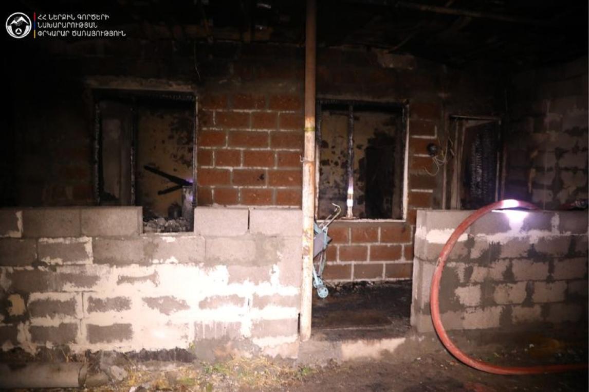 Три человека погибли при крупном пожаре в Ереване в районе Ахтанак