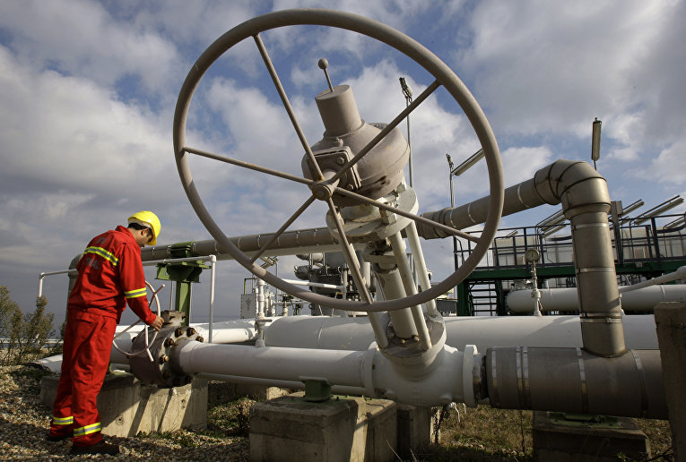 Азербайджан возобновил закупку газа у РФ