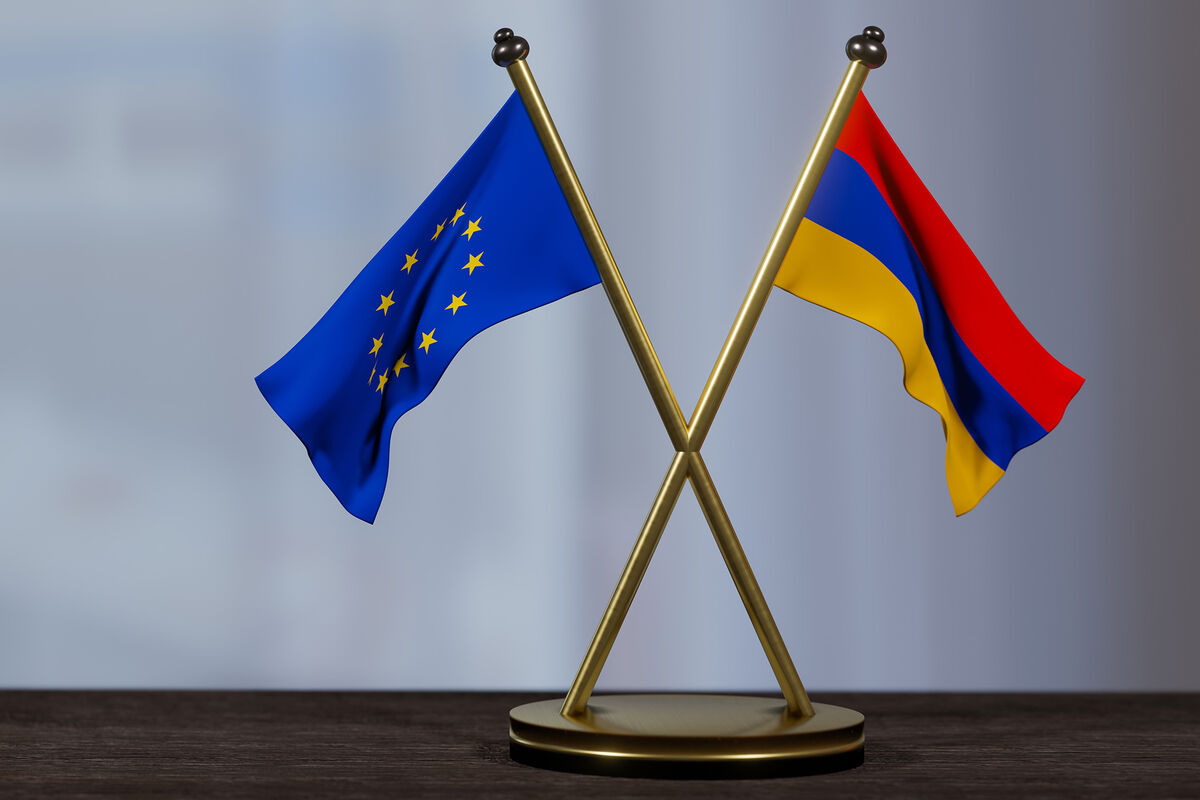 Пашинян обещает решить вопрос либерализации виз между Арменией и ЕС в течении двух лет  