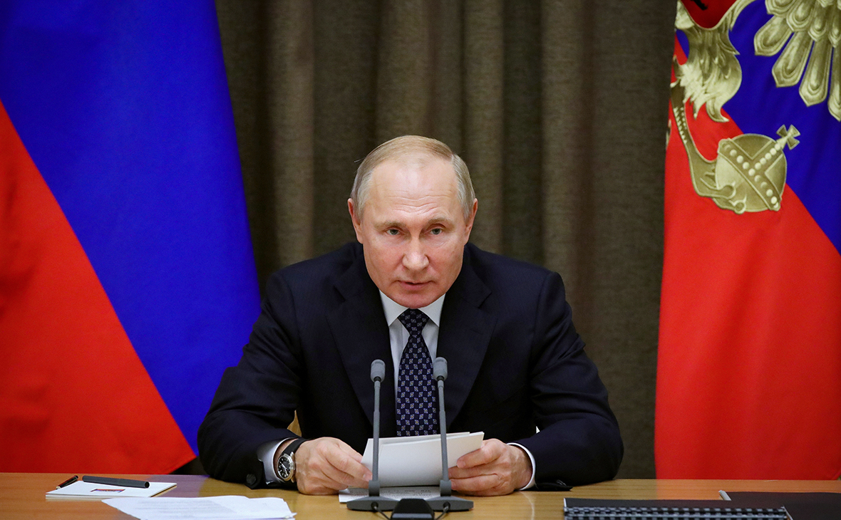Путин счел нецелесообразным переход России на парламентскую форму правления