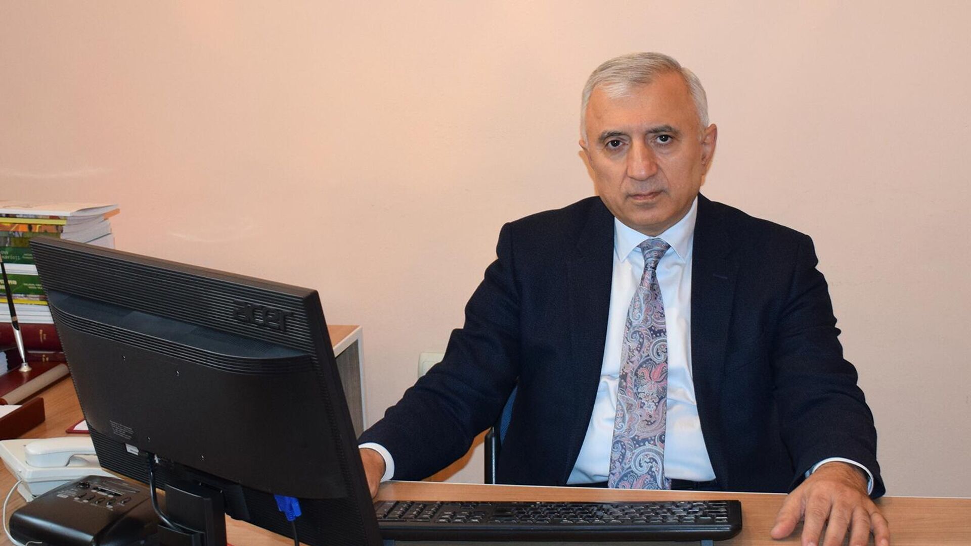 Մետրոյի միջադեպը. պրոֆեսոր Դանիելյանը դատապարտել է «փախածներ» եզրույթը