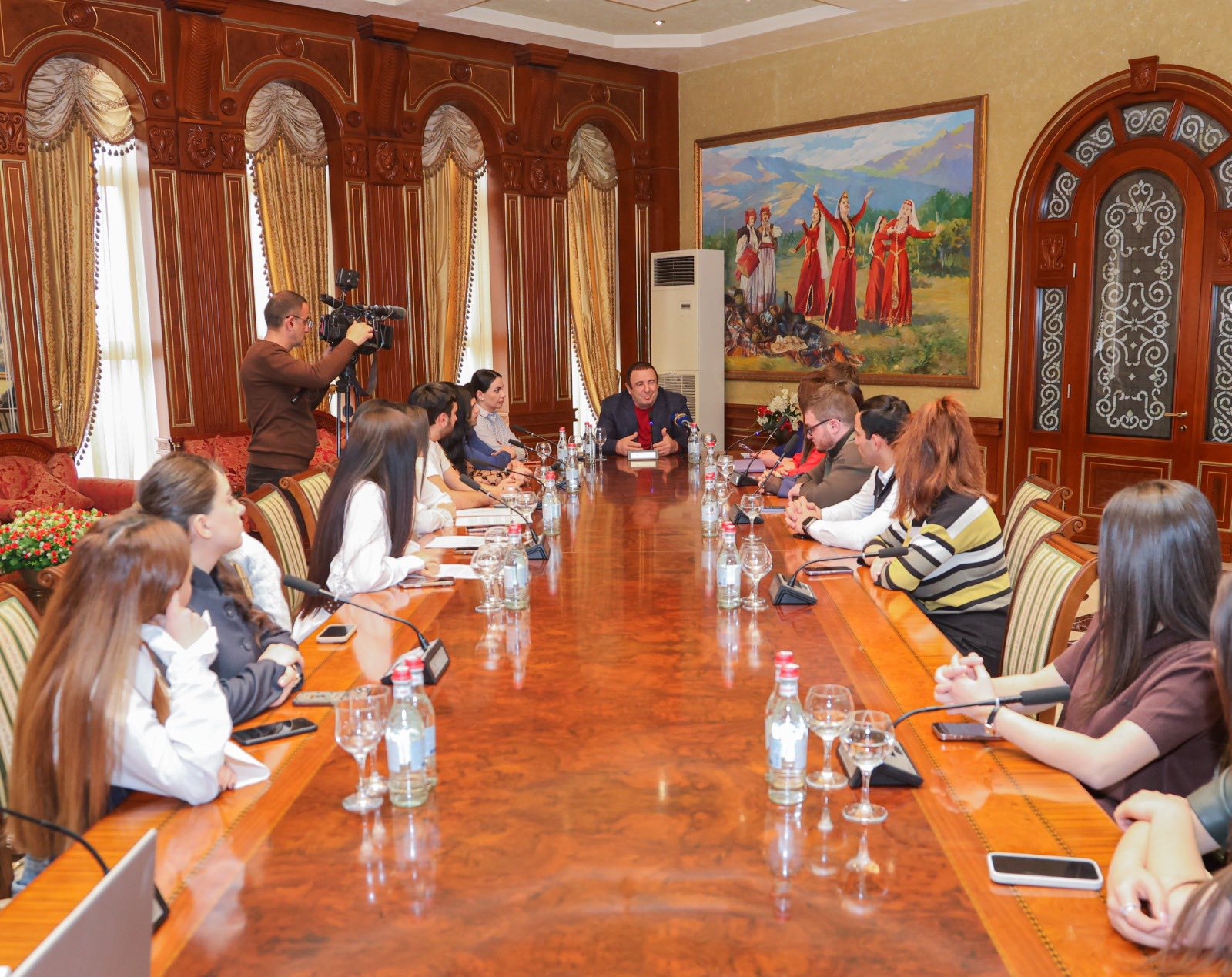 Իրականում դեռ ամեն ինչ կորած չէ, մենք դեռ ոտքի կանգնելու հնարավորություն ունենք