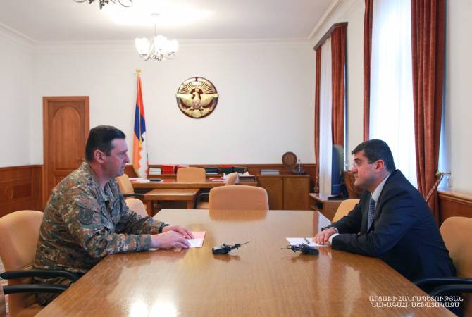 Джалал Арутюнян представил президенту Арцаха оперативную ситуацию на передовой