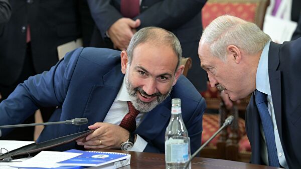 Пашинян и Лукашенко обсудили ситуацию на армяно-азербайджанской границе 