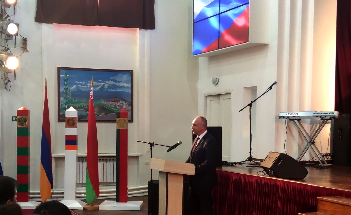 В Армении отметили День единения народов Беларуси и России