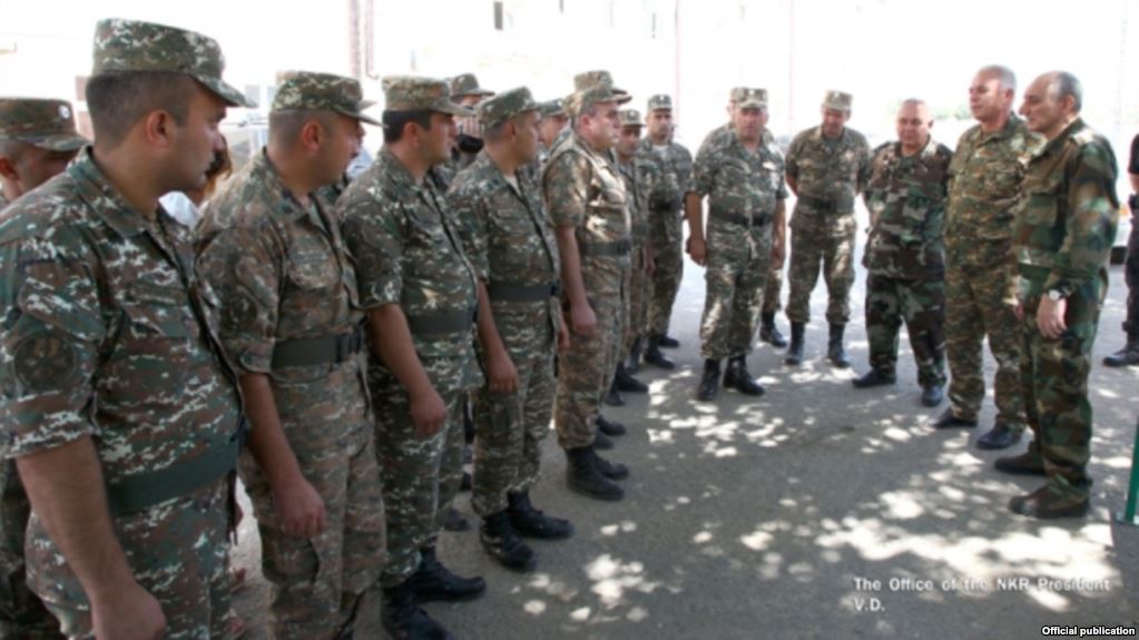 Президент Арцаха посетил некоторые участки арцахо-азербайджанской границы