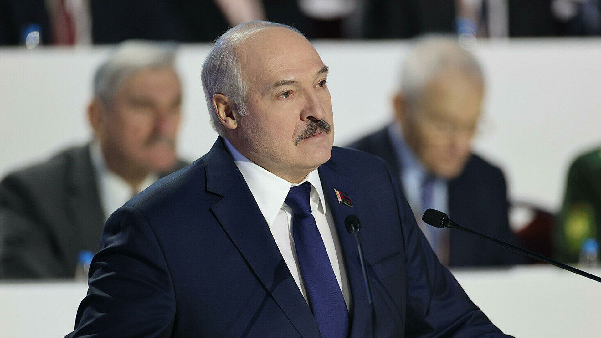 Стали известны подробности разговора Лукашенко с Пашиняном и Путиным