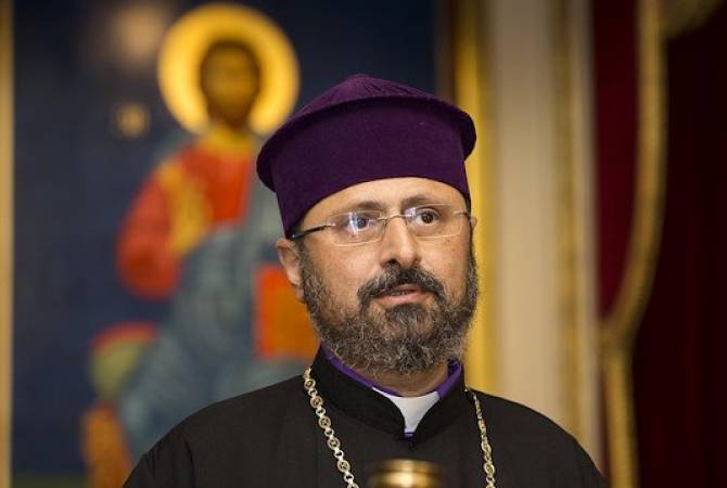 Патриарх Константинополя Саак Машалян приветствовал телефонную беседу Пашиняна и Эрдогана