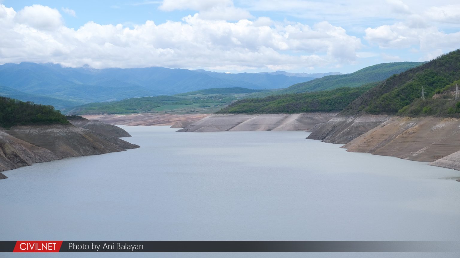Каковы последствия экологического кризиса Сарсангского водохранилища 