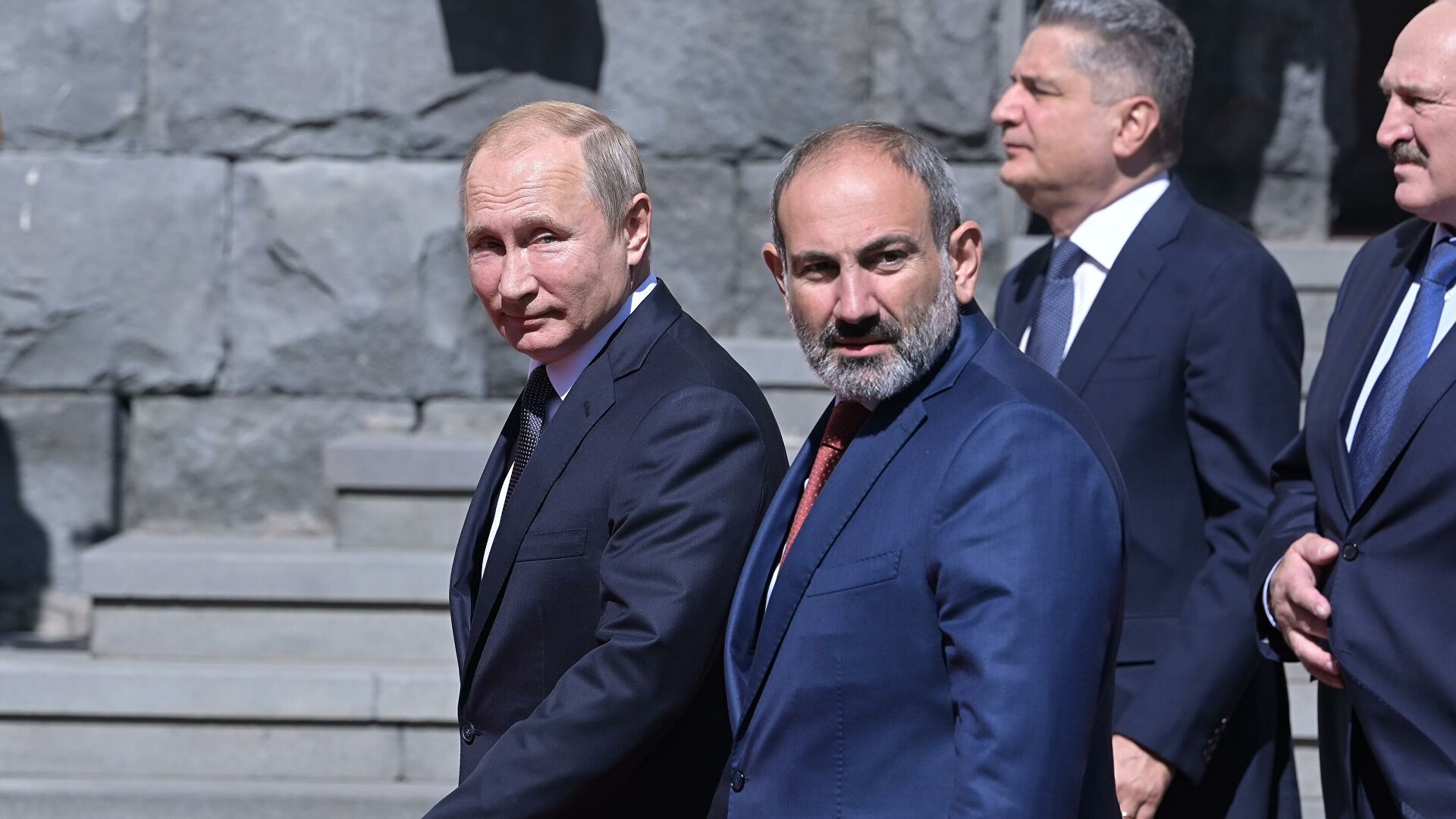Реакции на интервью Путина: Карабах для России вторая Южная Осетия?
