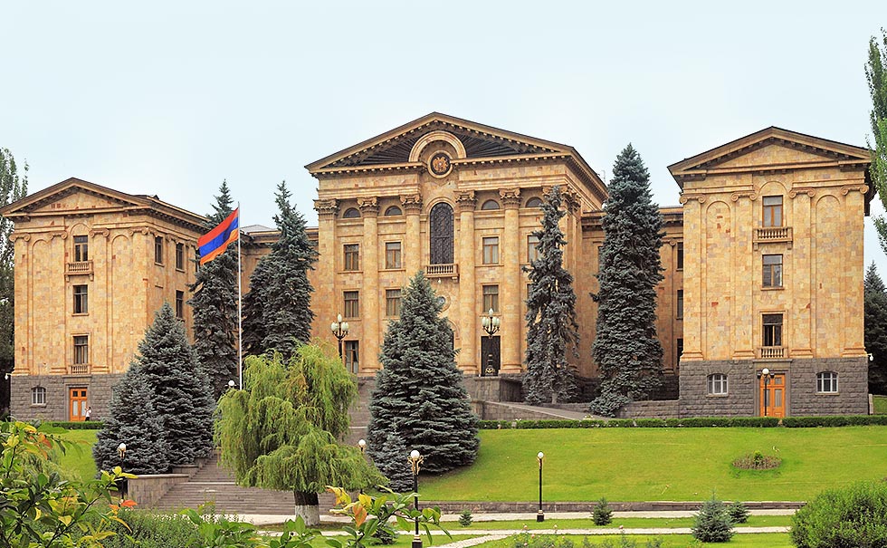 Ереван отказал наблюдателям EPDE участвовать в мониторинге парламентских выборов